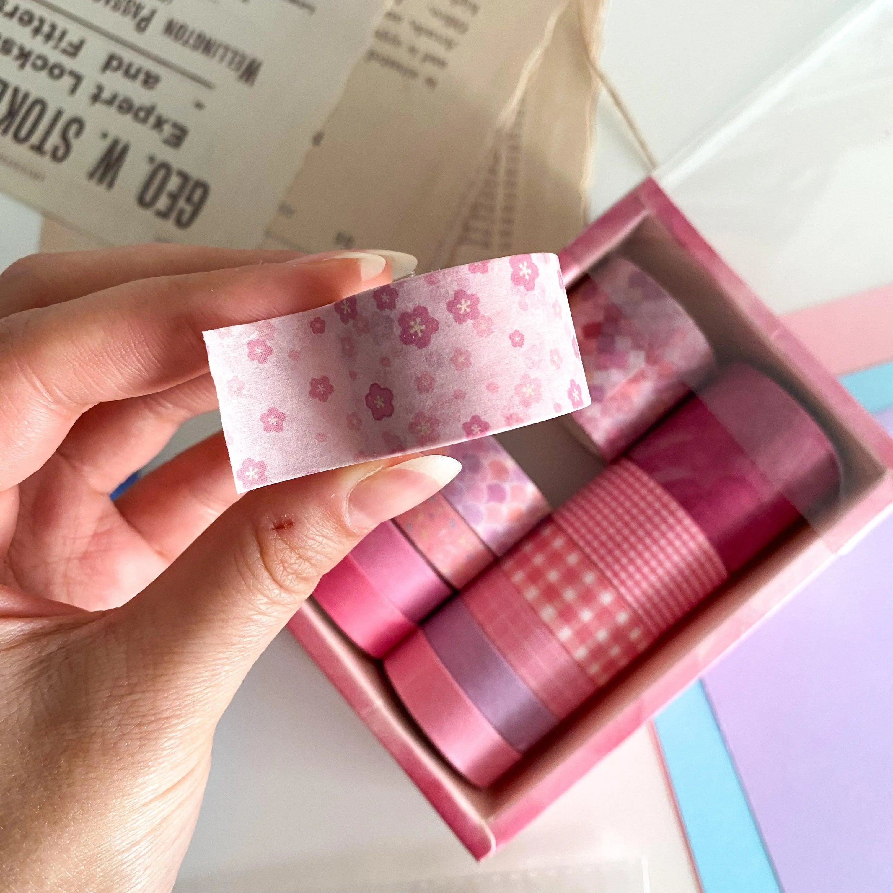 DIY Phone Case Spring Box - Personalize Your Phone