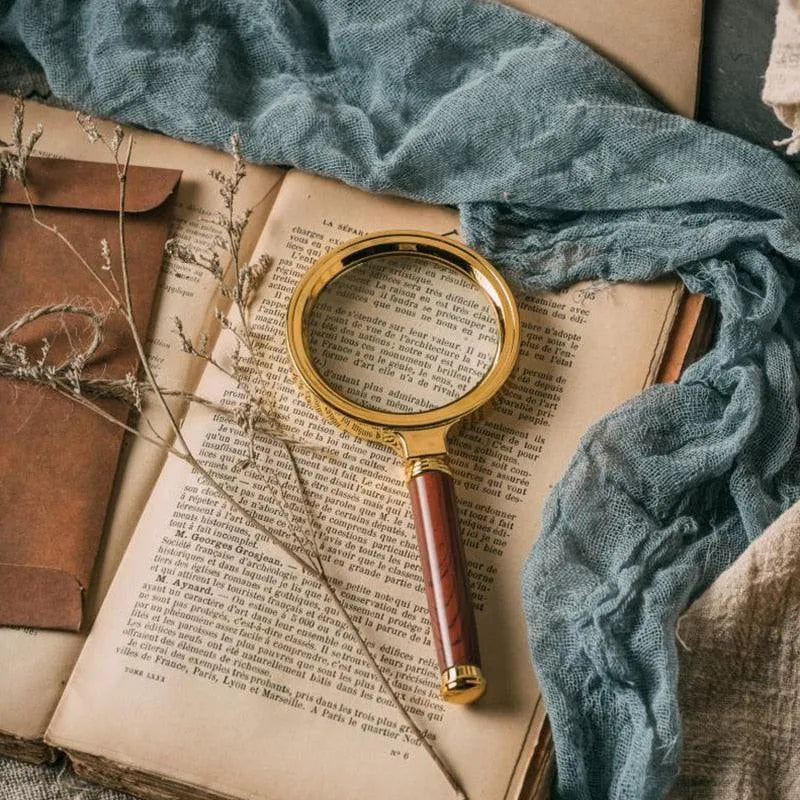 Retro 8X Handheld Magnifying Glass